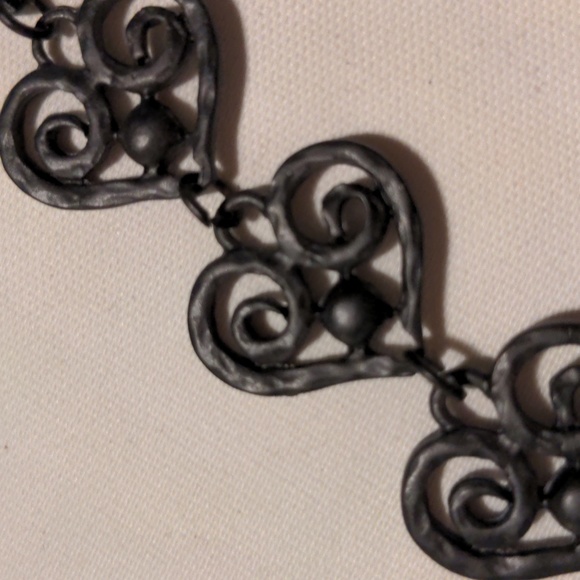 Gothic Black Heart Metal Necklace - Picture 7 of 8